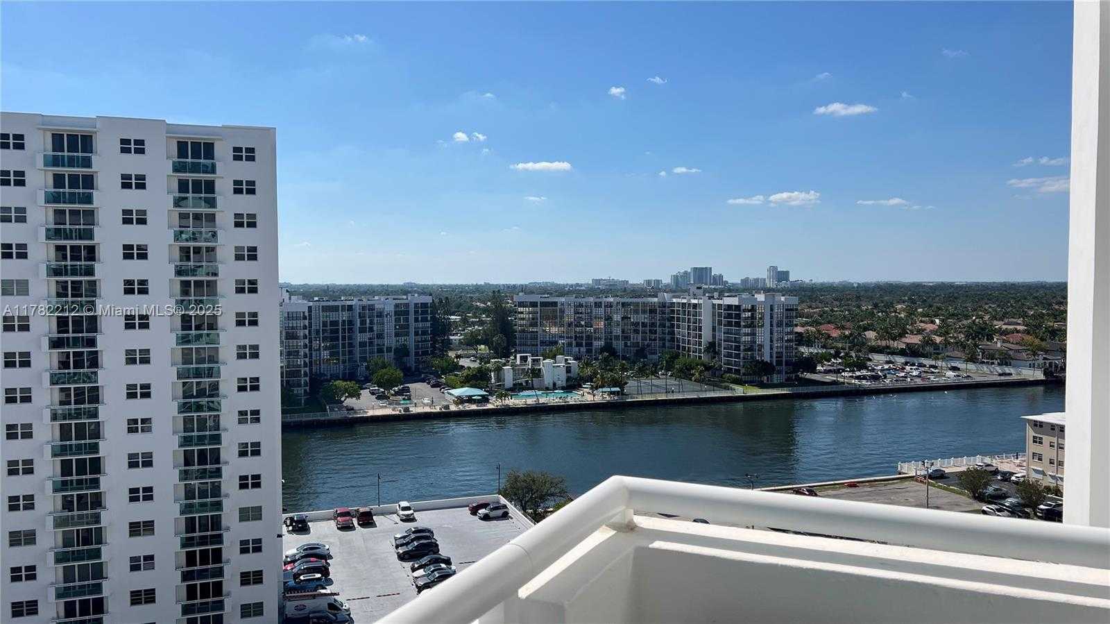 Small Image of 3001 SOUTH OCEAN DR #1241, Hollywood Number 9