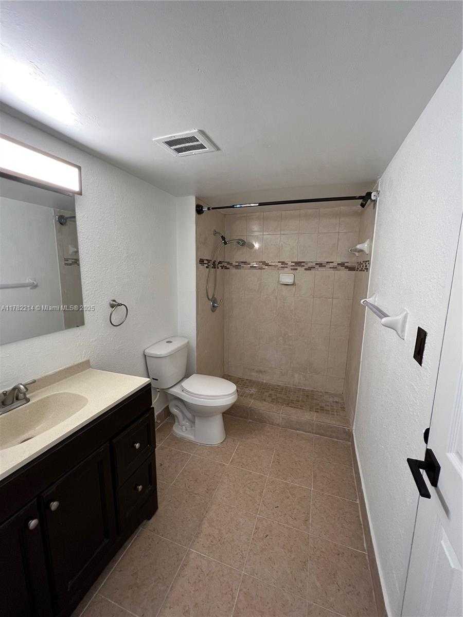 Small Image of 4200 NORTH WEST 79TH AVE #2B, Doral Number 12