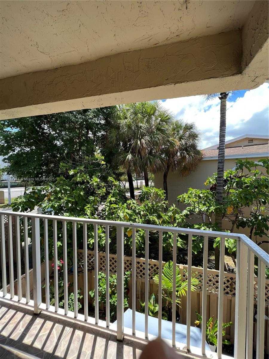 Small Image of 4200 NORTH WEST 79TH AVE #2B, Doral Number 5