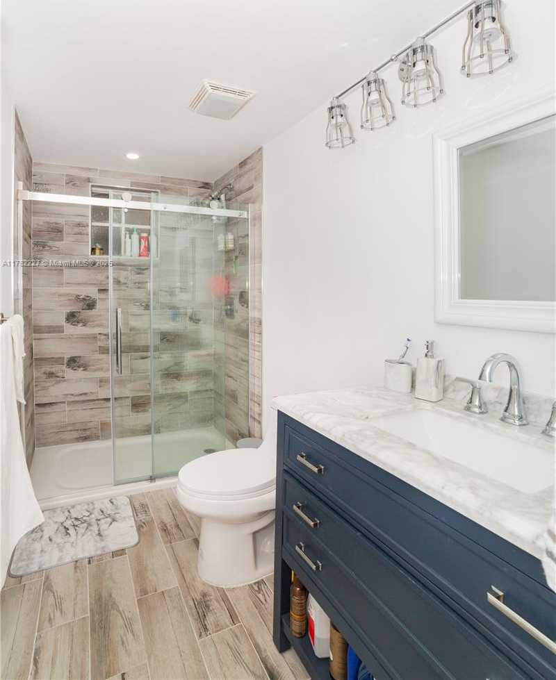 Small Image of 17150 NORTH BAY RD #2322, Sunny Isles Beach Number 11