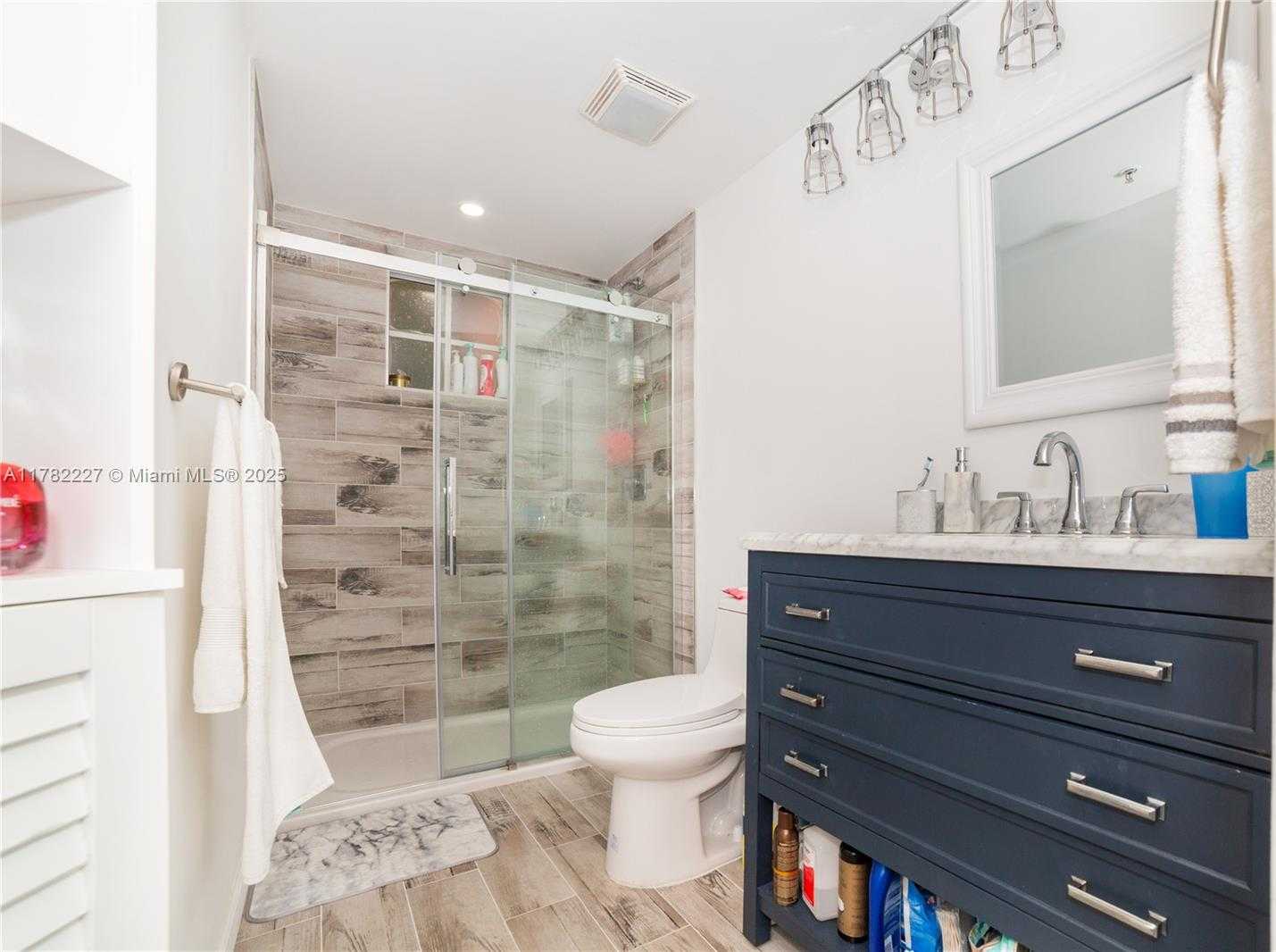Small Image of 17150 NORTH BAY RD #2322, Sunny Isles Beach Number 13