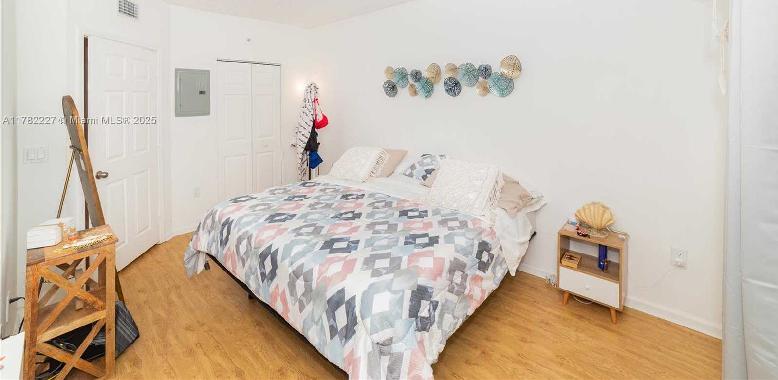 Small Image of 17150 NORTH BAY RD #2322, Sunny Isles Beach Number 25