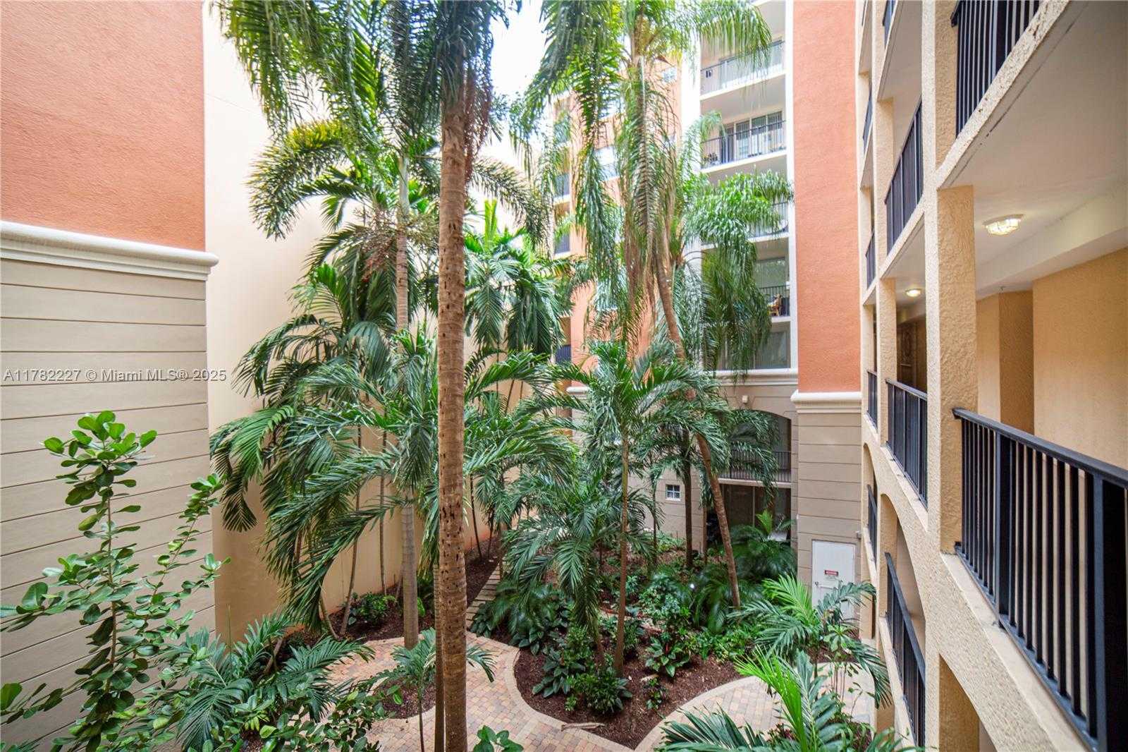 Small Image of 17150 NORTH BAY RD #2322, Sunny Isles Beach Number 32