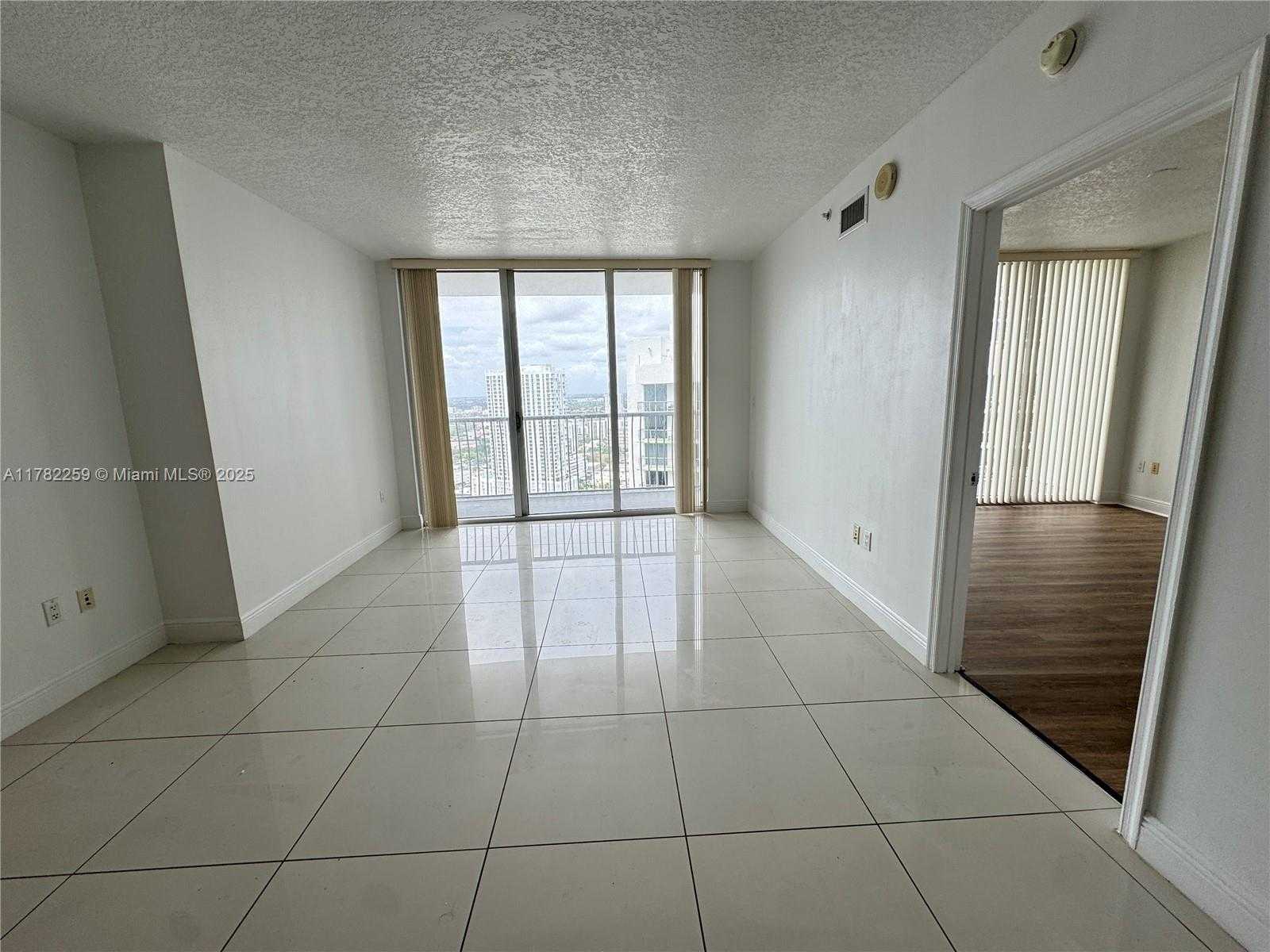 Small Image of 1750 NORTH BAYSHORE DR #3711, Miami Number 6