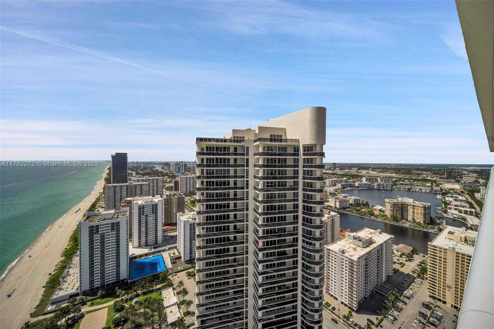 Small Image of 1830 SOUTH OCEAN DR #4303, Hallandale Beach Number 19