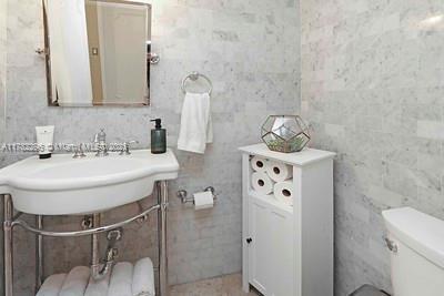 Small Image of 7867 SOUTH WEST 89TH LN, Miami Number 31