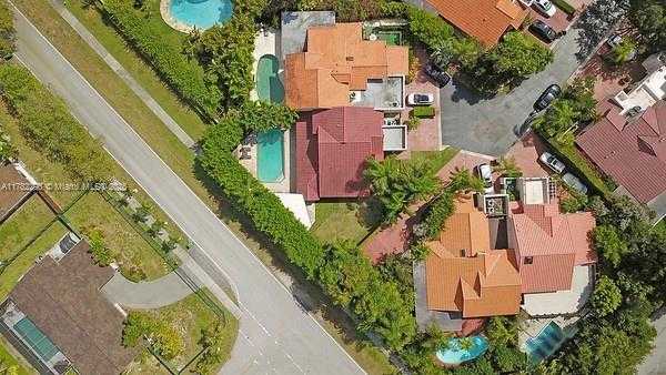 Small Image of 7867 SOUTH WEST 89TH LN, Miami Number 8