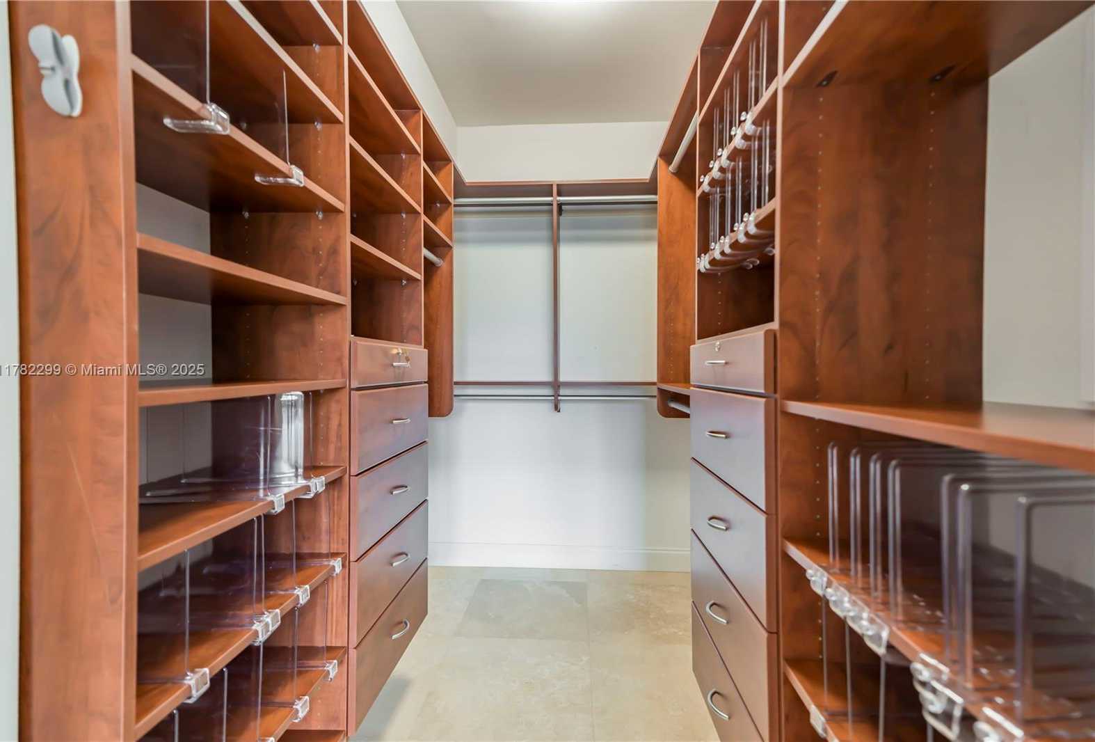 Small Image of 20000 EAST COUNTRY CLUB DR #1209, Aventura Number 13