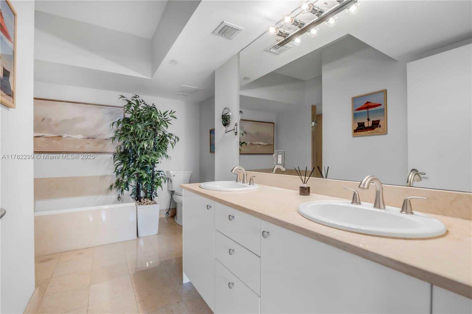 Small Image of 20000 EAST COUNTRY CLUB DR #1209, Aventura Number 14