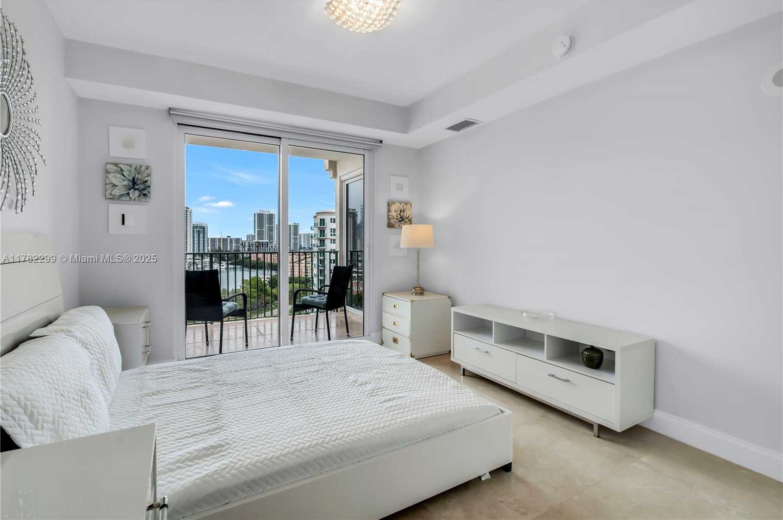 Small Image of 20000 EAST COUNTRY CLUB DR #1209, Aventura Number 17