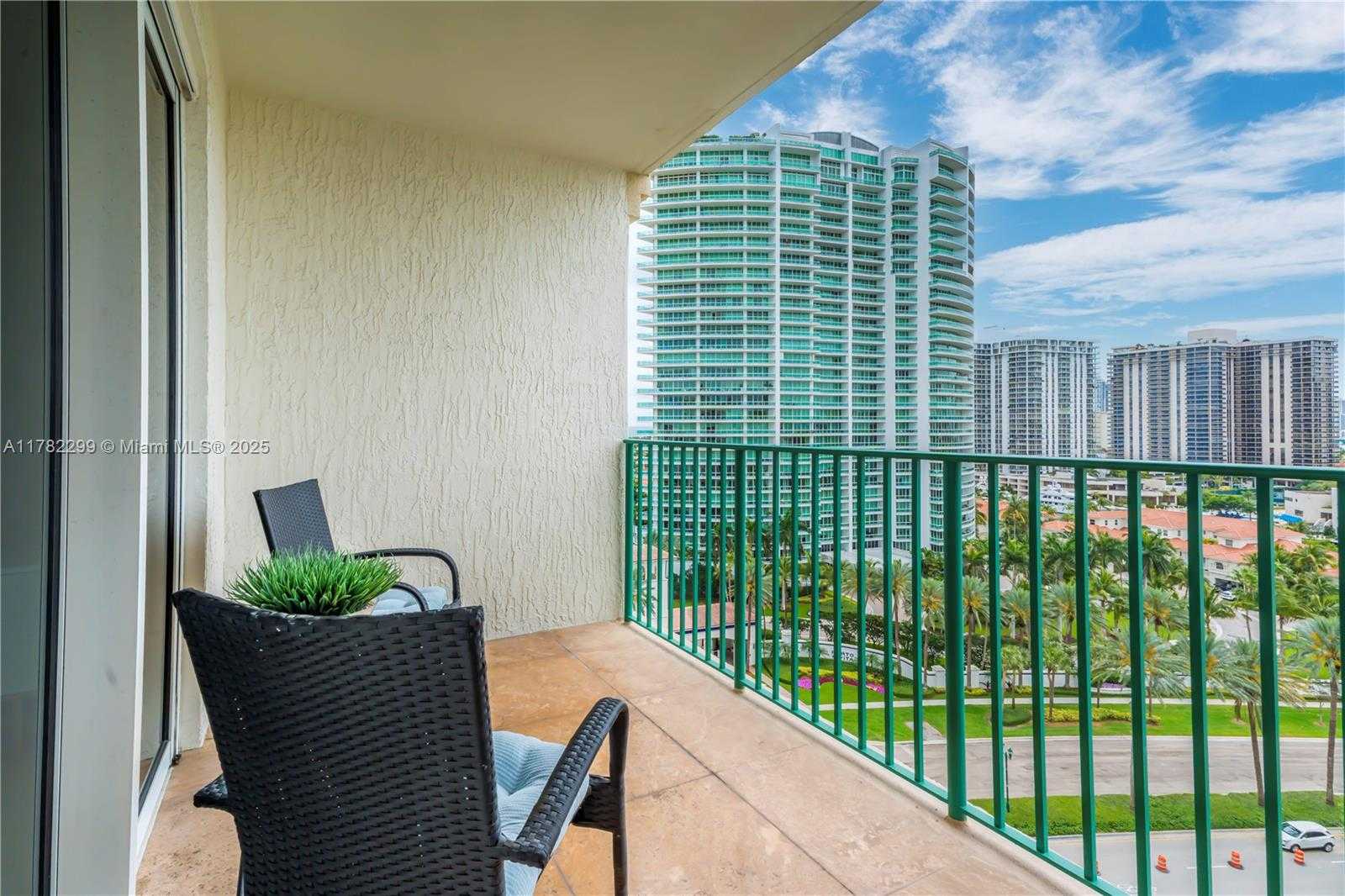 Small Image of 20000 EAST COUNTRY CLUB DR #1209, Aventura Number 21