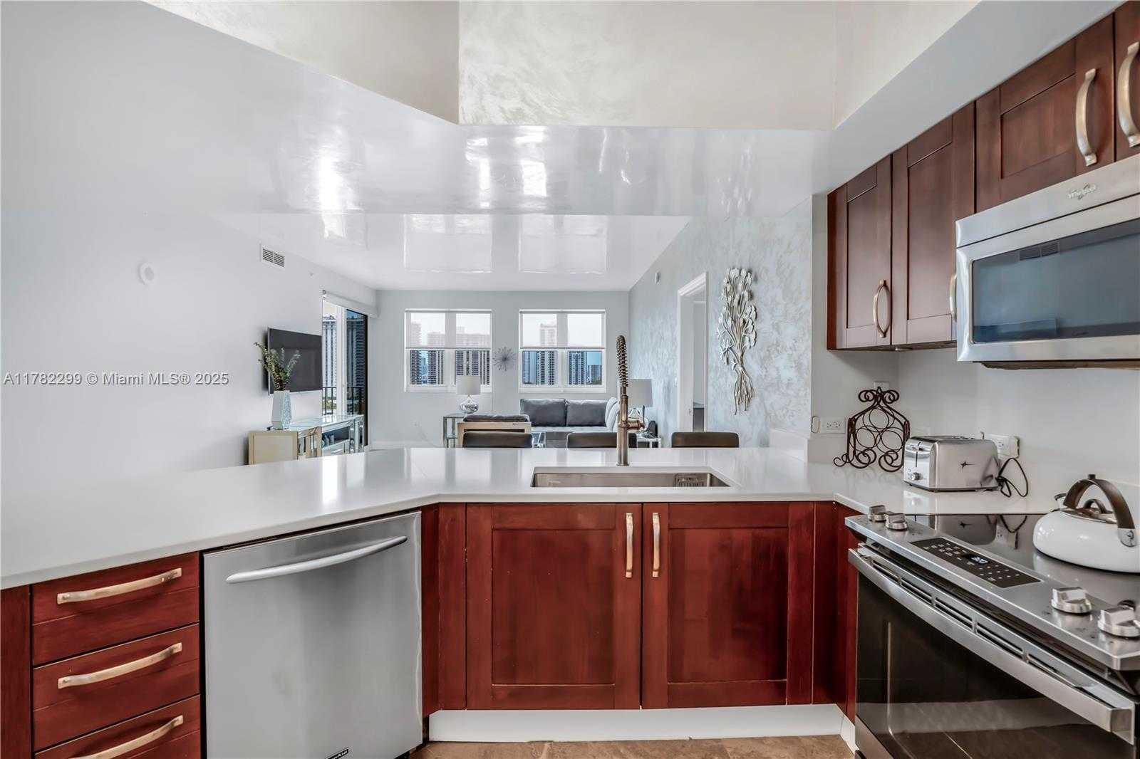 Small Image of 20000 EAST COUNTRY CLUB DR #1209, Aventura Number 9