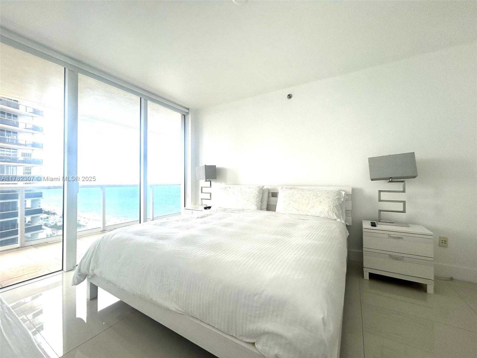 Small Image of 1830 SOUTH OCEAN DR #1808, Hallandale Beach Number 19