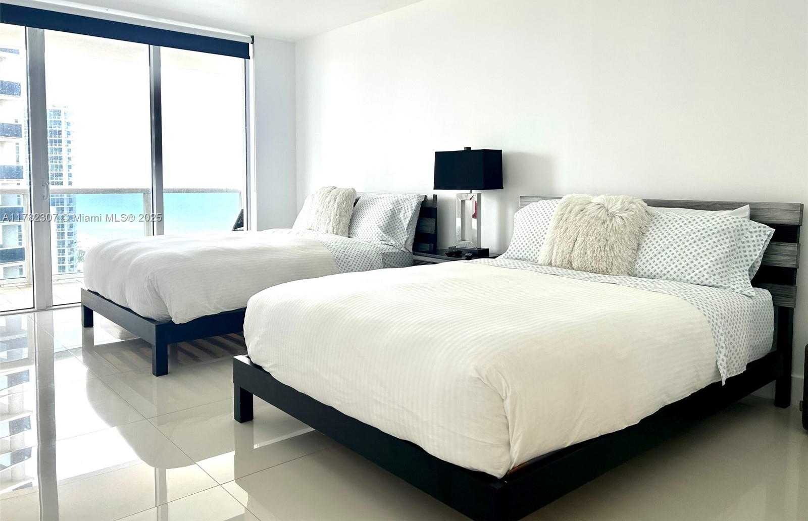 Small Image of 1830 SOUTH OCEAN DR #1808, Hallandale Beach Number 28