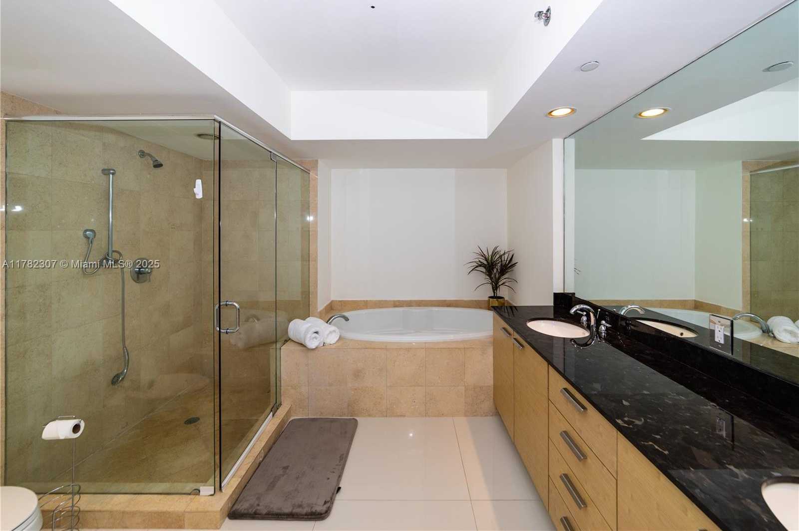 Small Image of 1830 SOUTH OCEAN DR #1808, Hallandale Beach Number 30