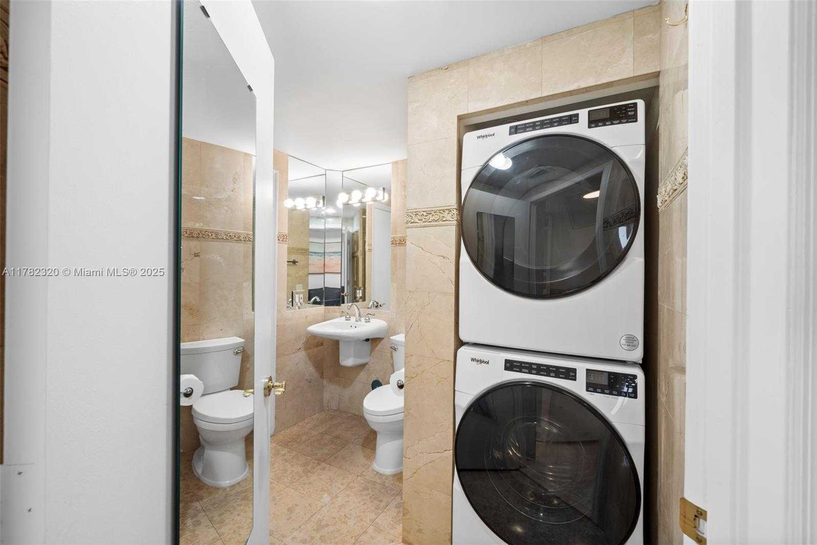 Small Image of 4775 COLLINS AVE #2506, Miami Beach Number 18