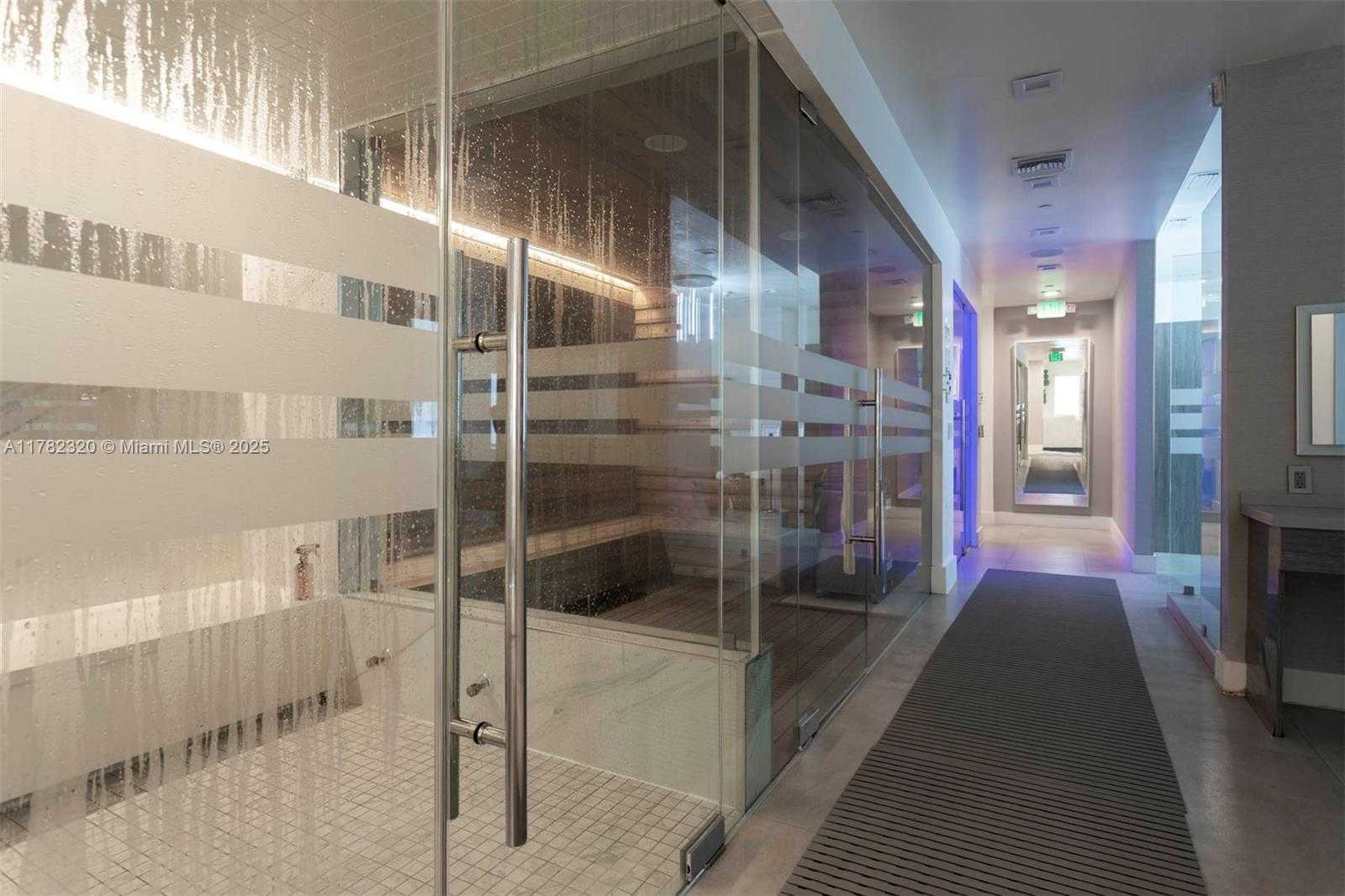 Small Image of 4775 COLLINS AVE #2506, Miami Beach Number 27