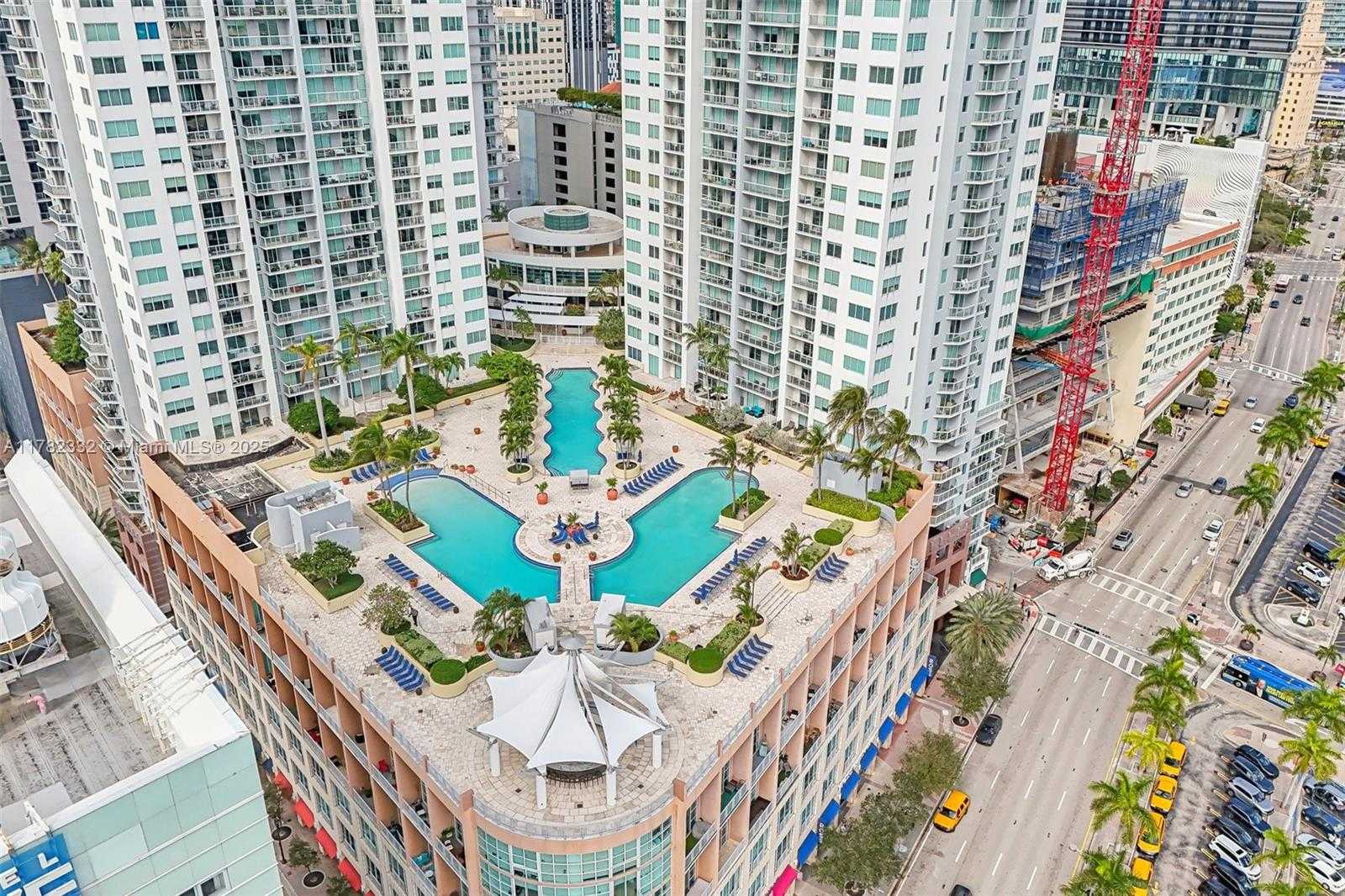 Small Image of 244 BISCAYNE BLVD #2203, Miami Number 55