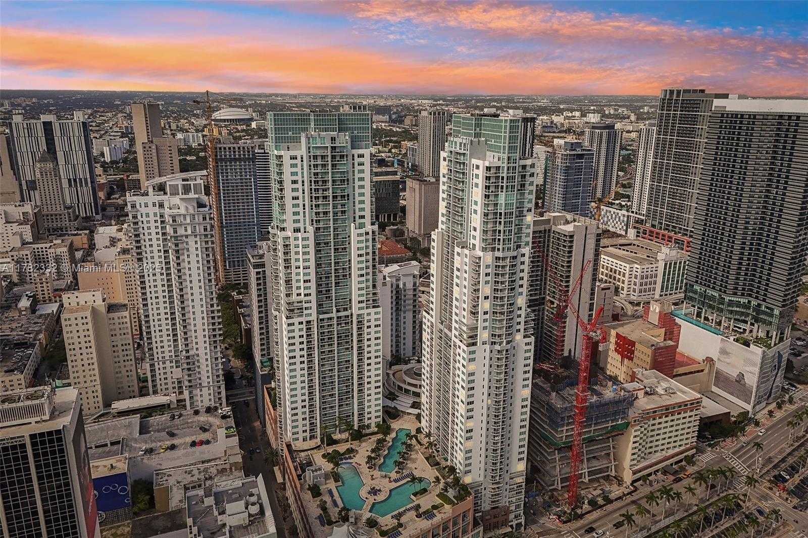 Small Image of 244 BISCAYNE BLVD #2203, Miami Number 56