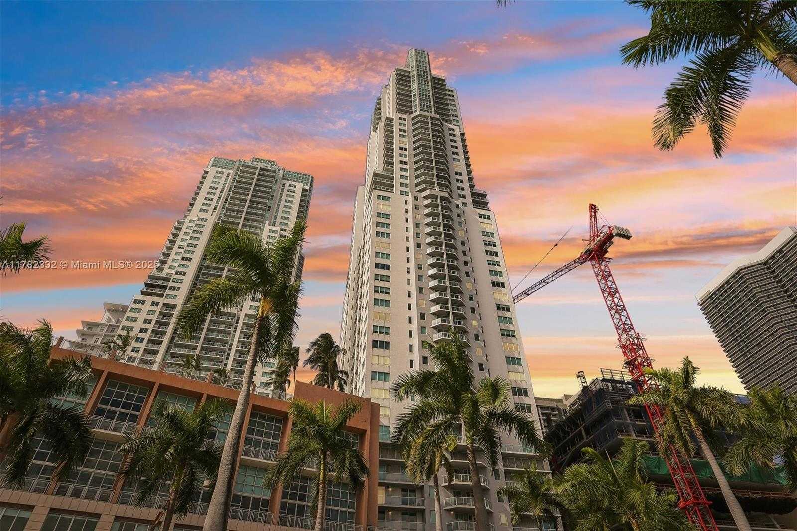 Small Image of 244 BISCAYNE BLVD #2203, Miami Number 57