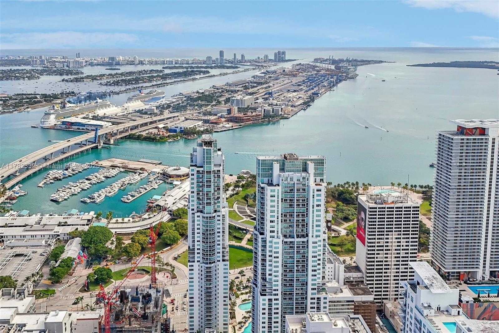 Small Image of 244 BISCAYNE BLVD #2203, Miami Number 64