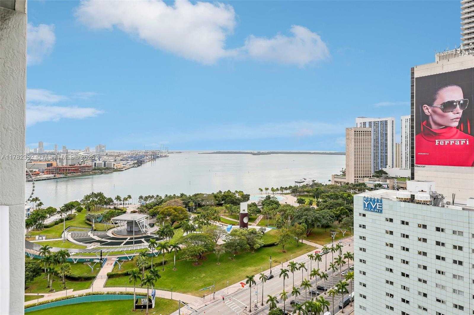 Small Image of 244 BISCAYNE BLVD #2203, Miami Number 9