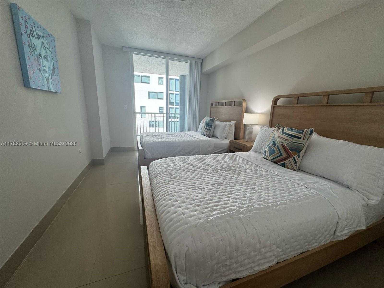 Small Image of 170 SOUTH EAST 14TH ST #1108, Miami Number 11