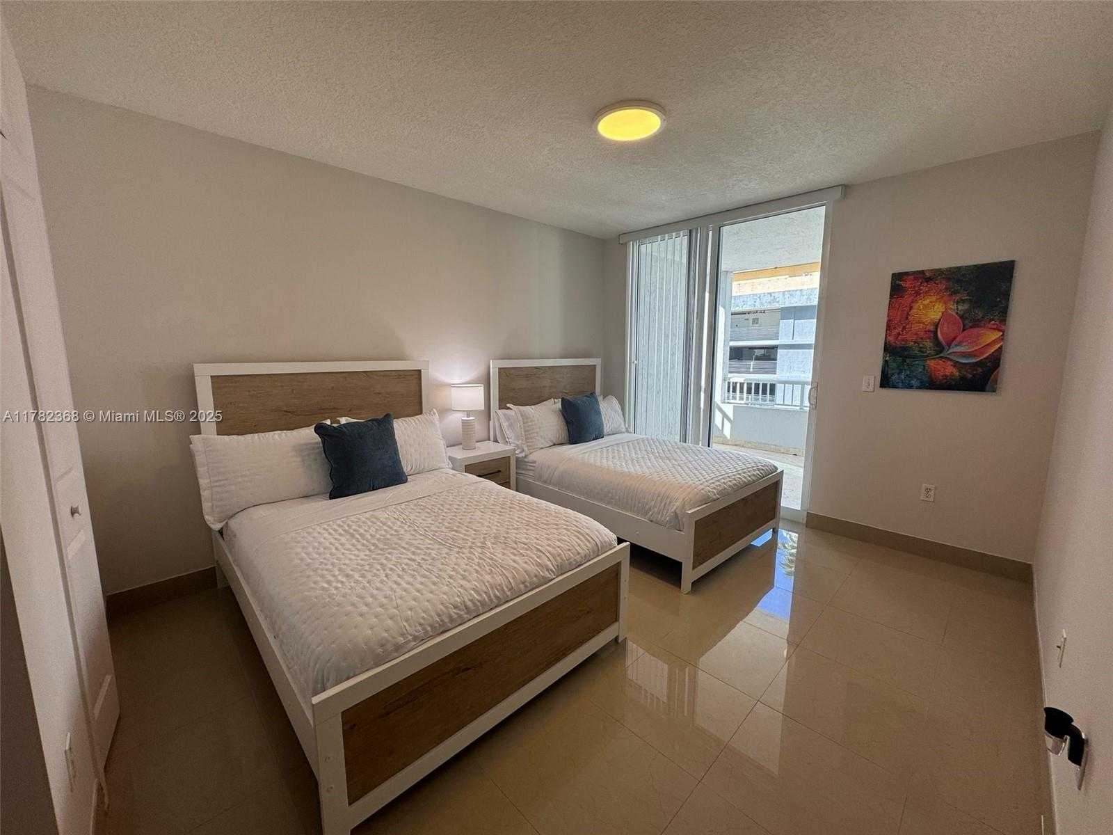 Small Image of 170 SOUTH EAST 14TH ST #1108, Miami Number 17