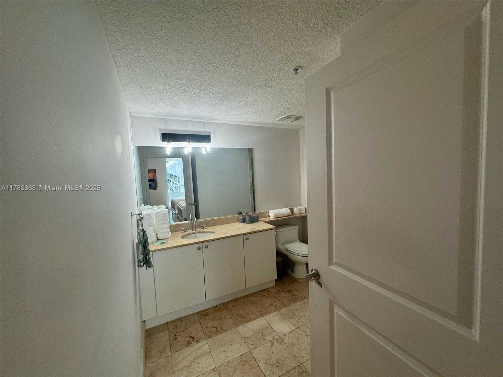 Small Image of 170 SOUTH EAST 14TH ST #1108, Miami Number 18