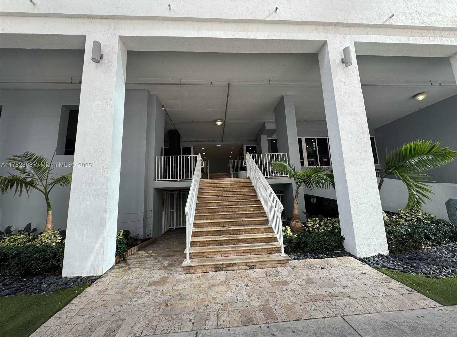 Small Image of 170 SOUTH EAST 14TH ST #1108, Miami Number 29