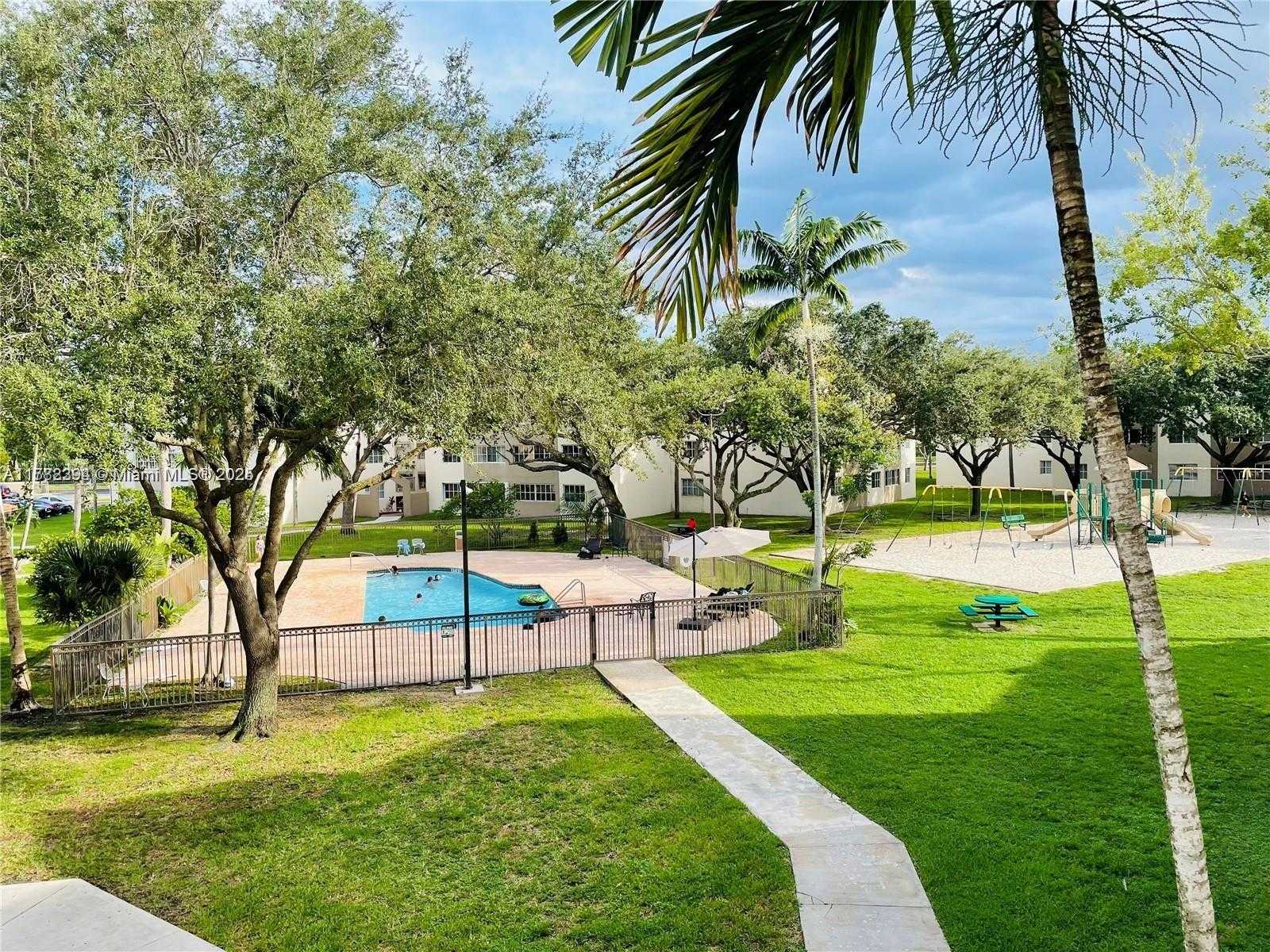Small Image of 6135 NORTH WEST 186TH ST #205, Hialeah Number 11
