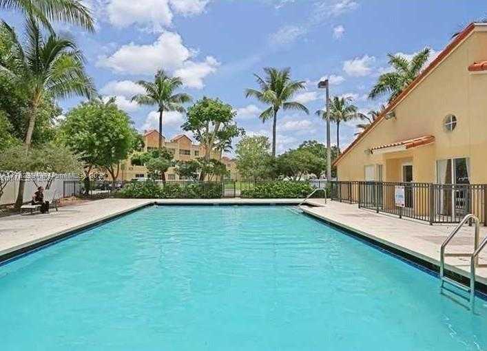 Small Image of 6135 NORTH WEST 186TH ST #205, Hialeah Number 9