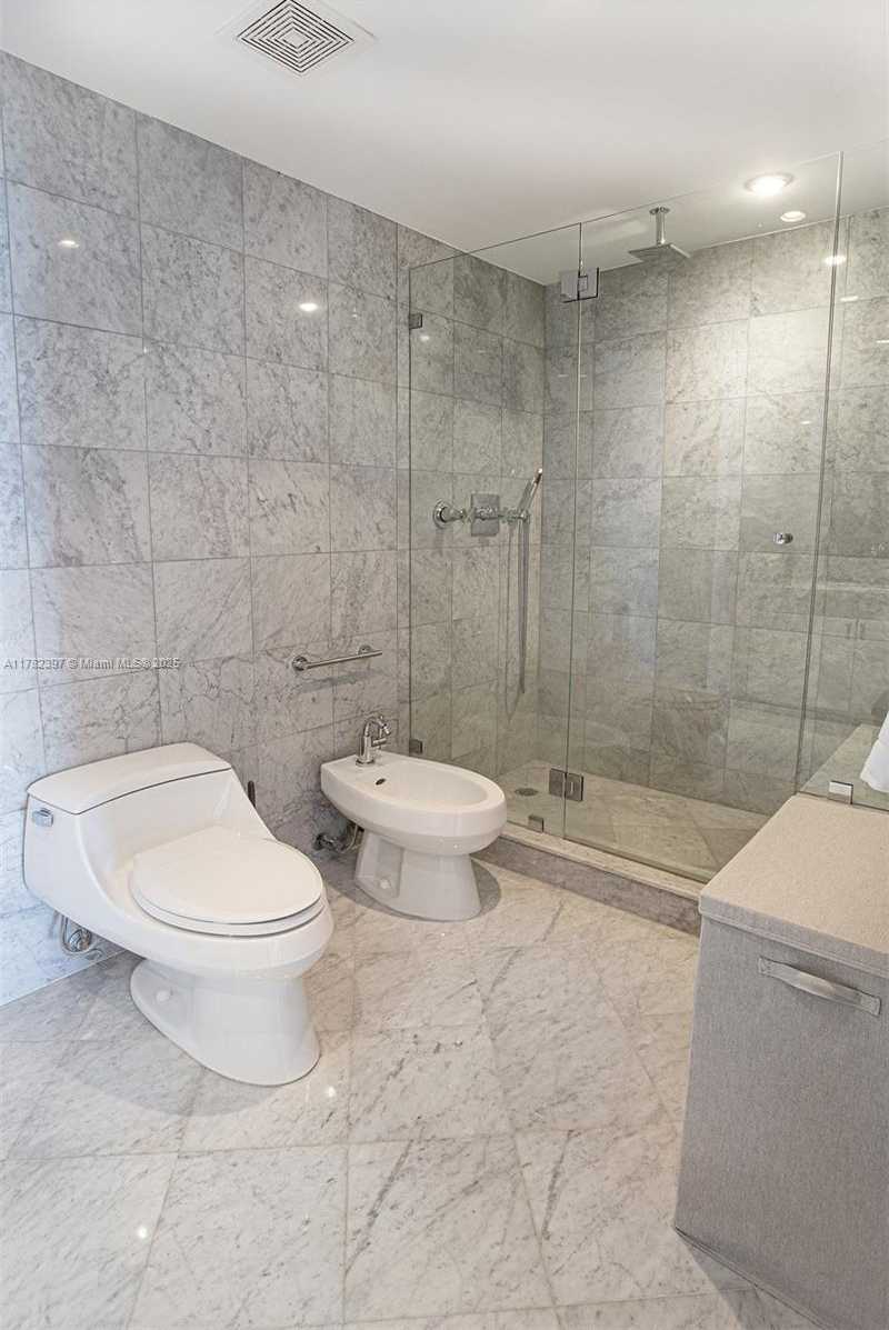 Small Image of 520 WEST AVE #2202, Miami Beach Number 19