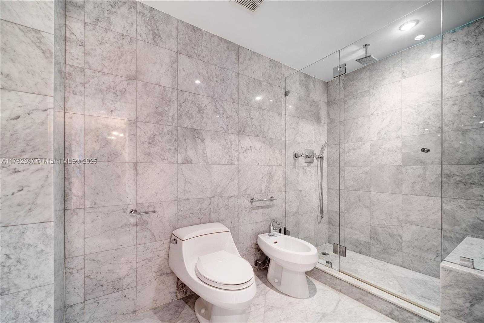 Small Image of 520 WEST AVE #2202, Miami Beach Number 20