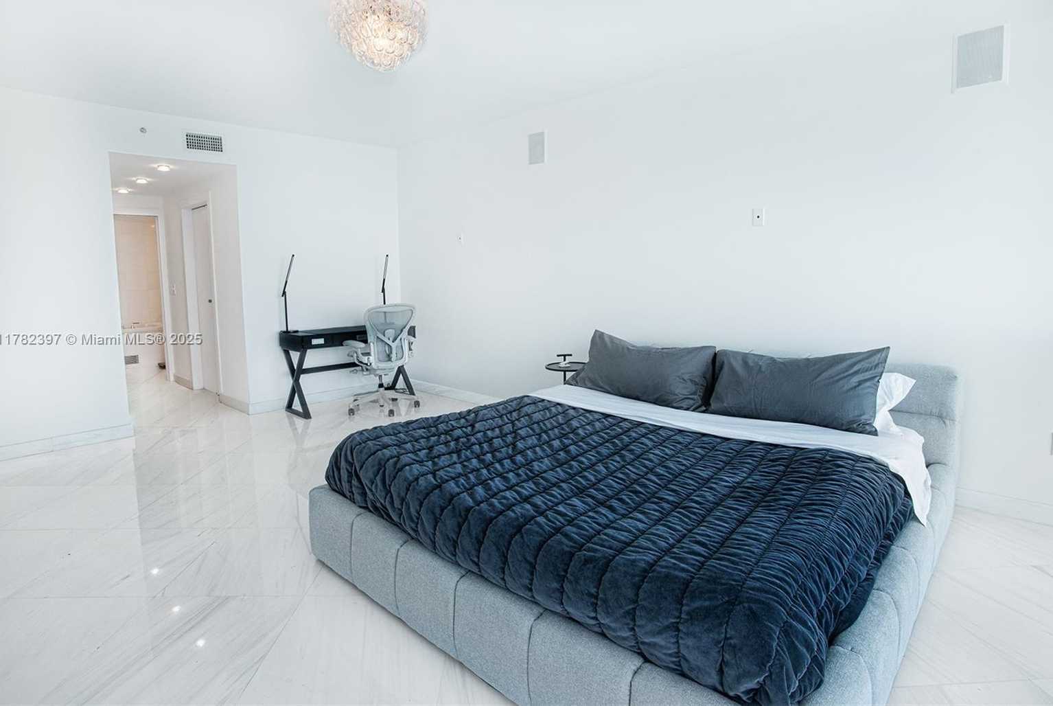 Small Image of 520 WEST AVE #2202, Miami Beach Number 21