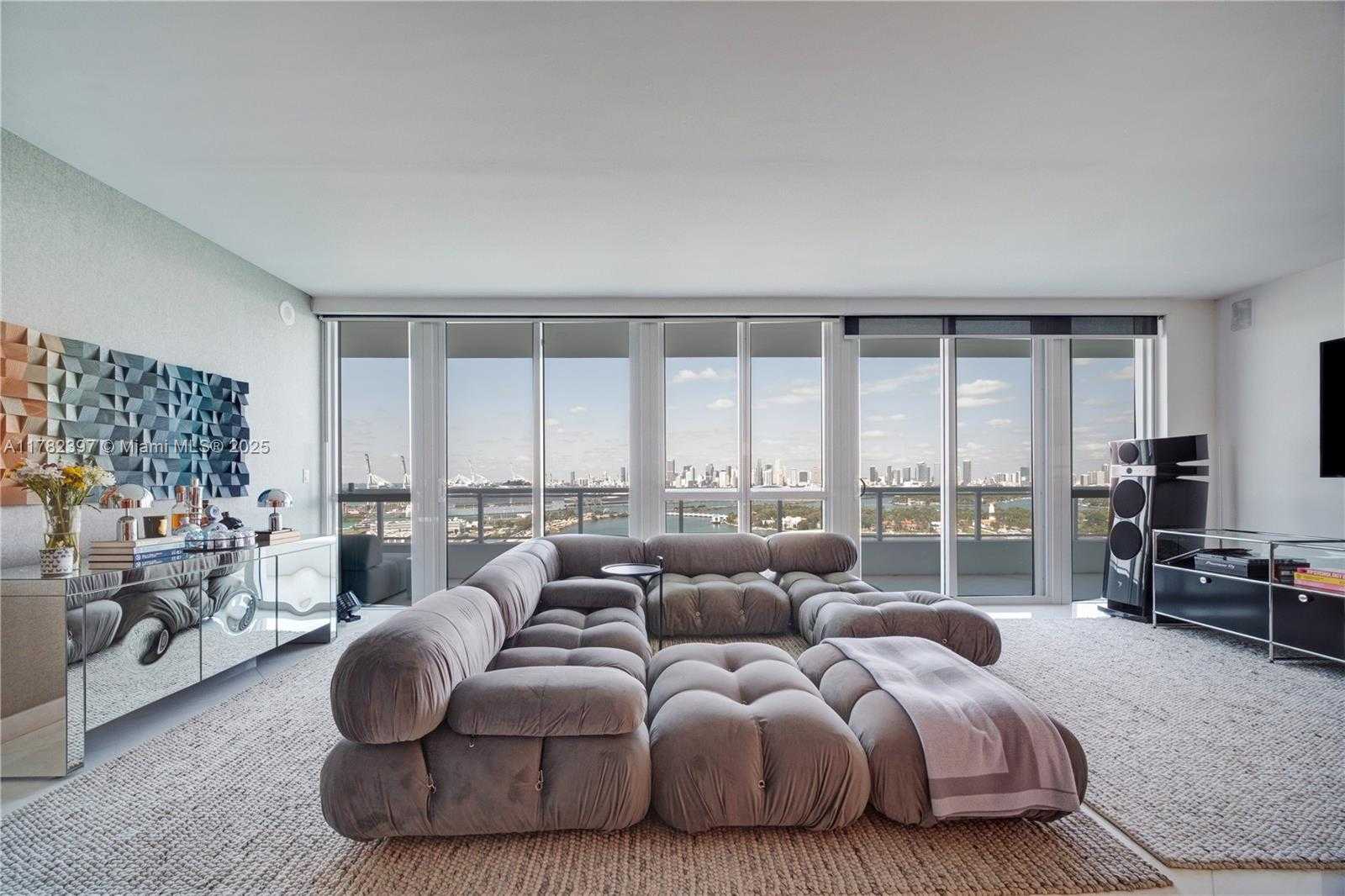 Small Image of 520 WEST AVE #2202, Miami Beach Number 4