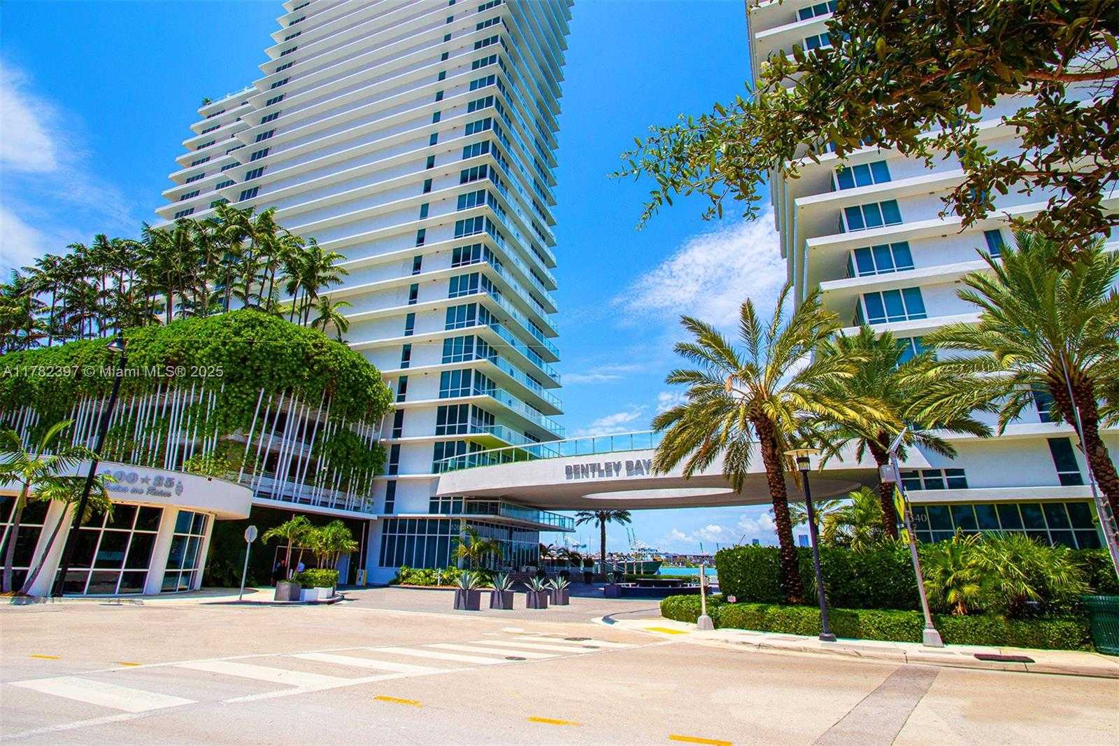 Small Image of 520 WEST AVE #2202, Miami Beach Number 47