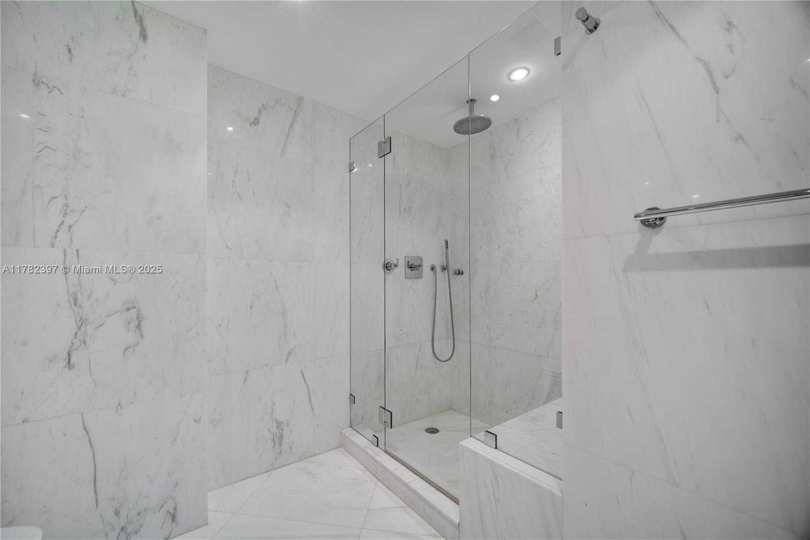 Small Image of 520 WEST AVE #2202, Miami Beach Number 9