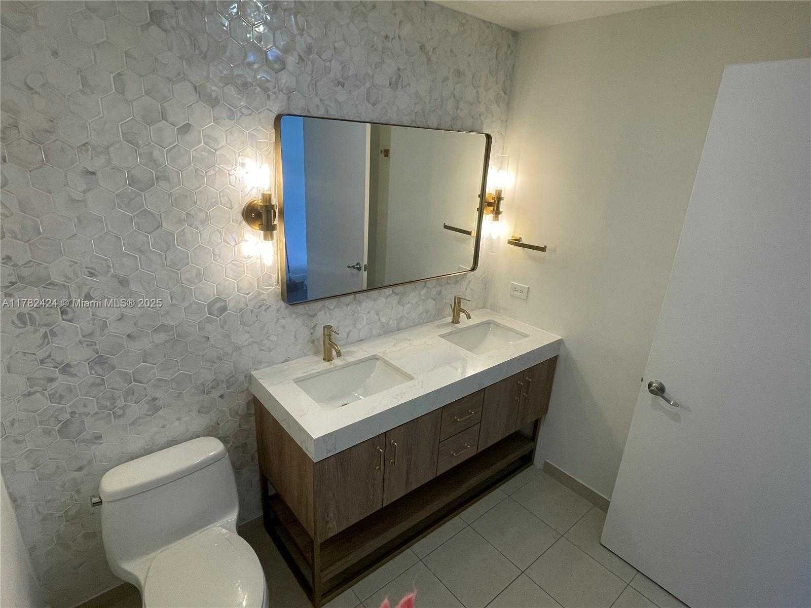 Small Image of 3301 NORTH EAST 1ST AVE #H2509, Miami Number 25
