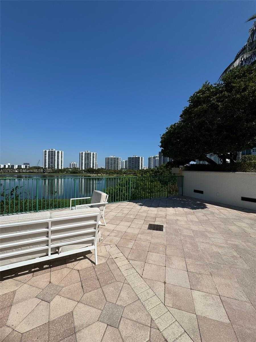 Small Image of 20000 EAST COUNTRY CLUB DR #108, Aventura Number 19