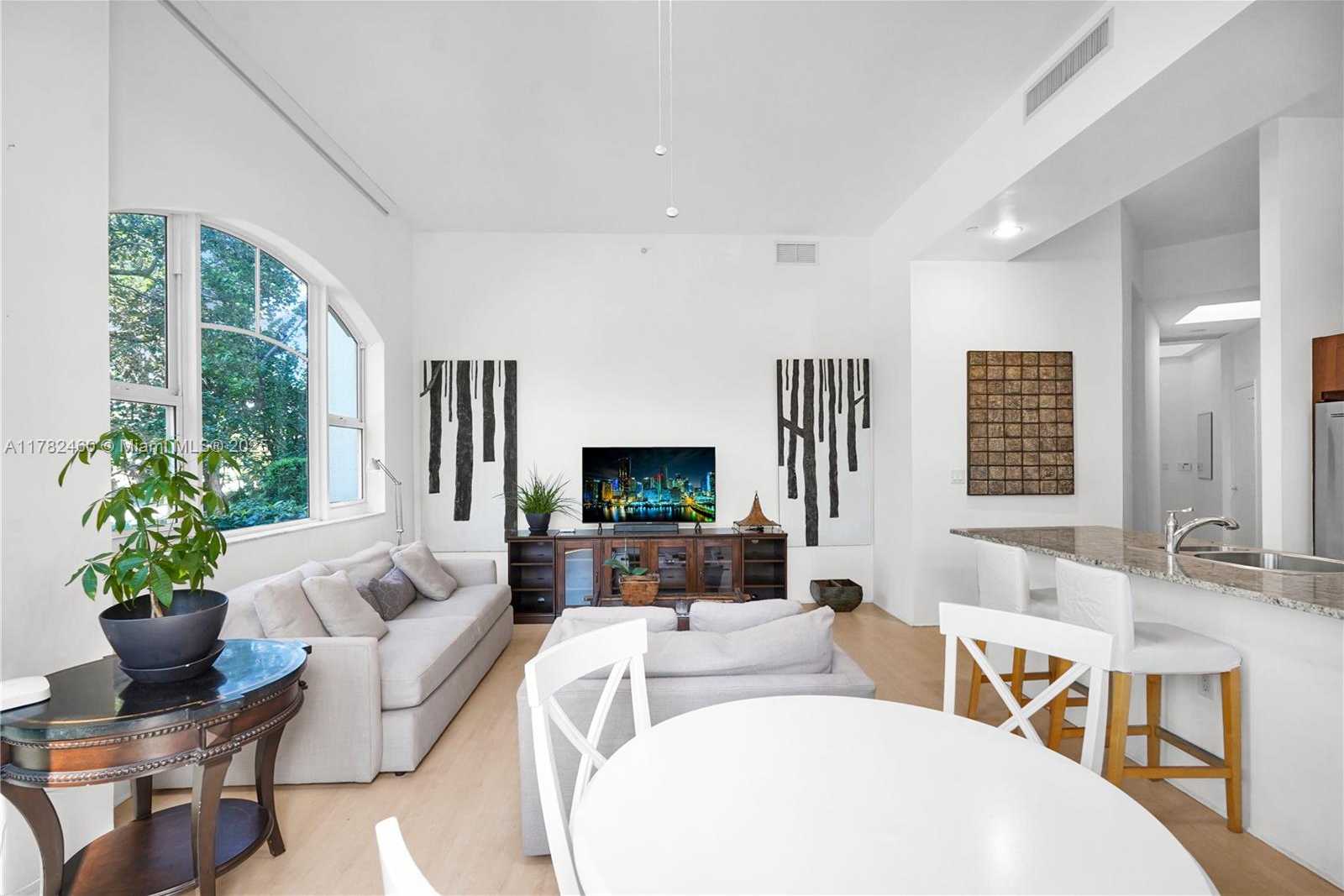 Small Image of 20000 EAST COUNTRY CLUB DR #108, Aventura Number 9
