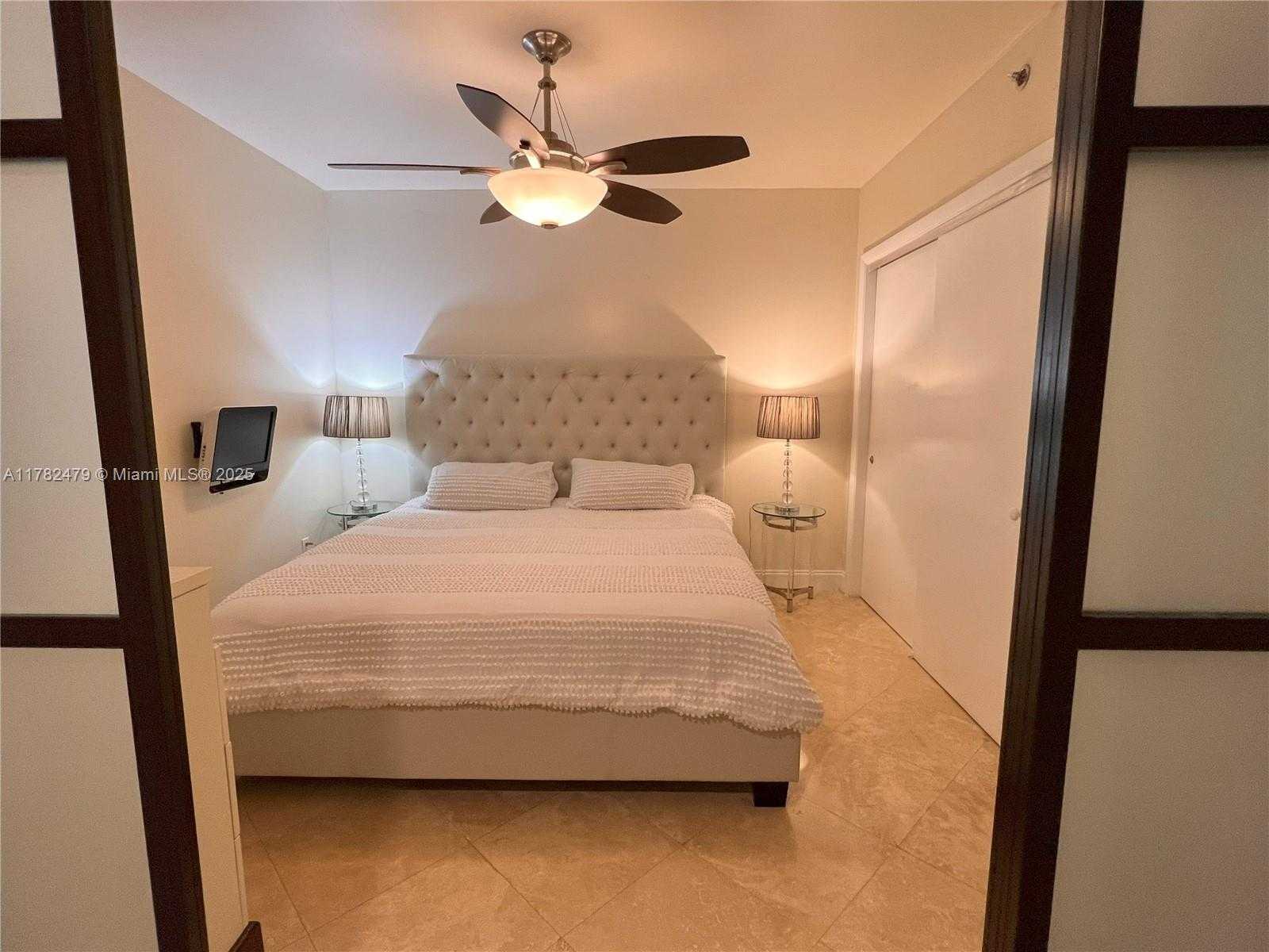 Small Image of 1830 SOUTH OCEAN DR #3309, Hallandale Beach Number 11