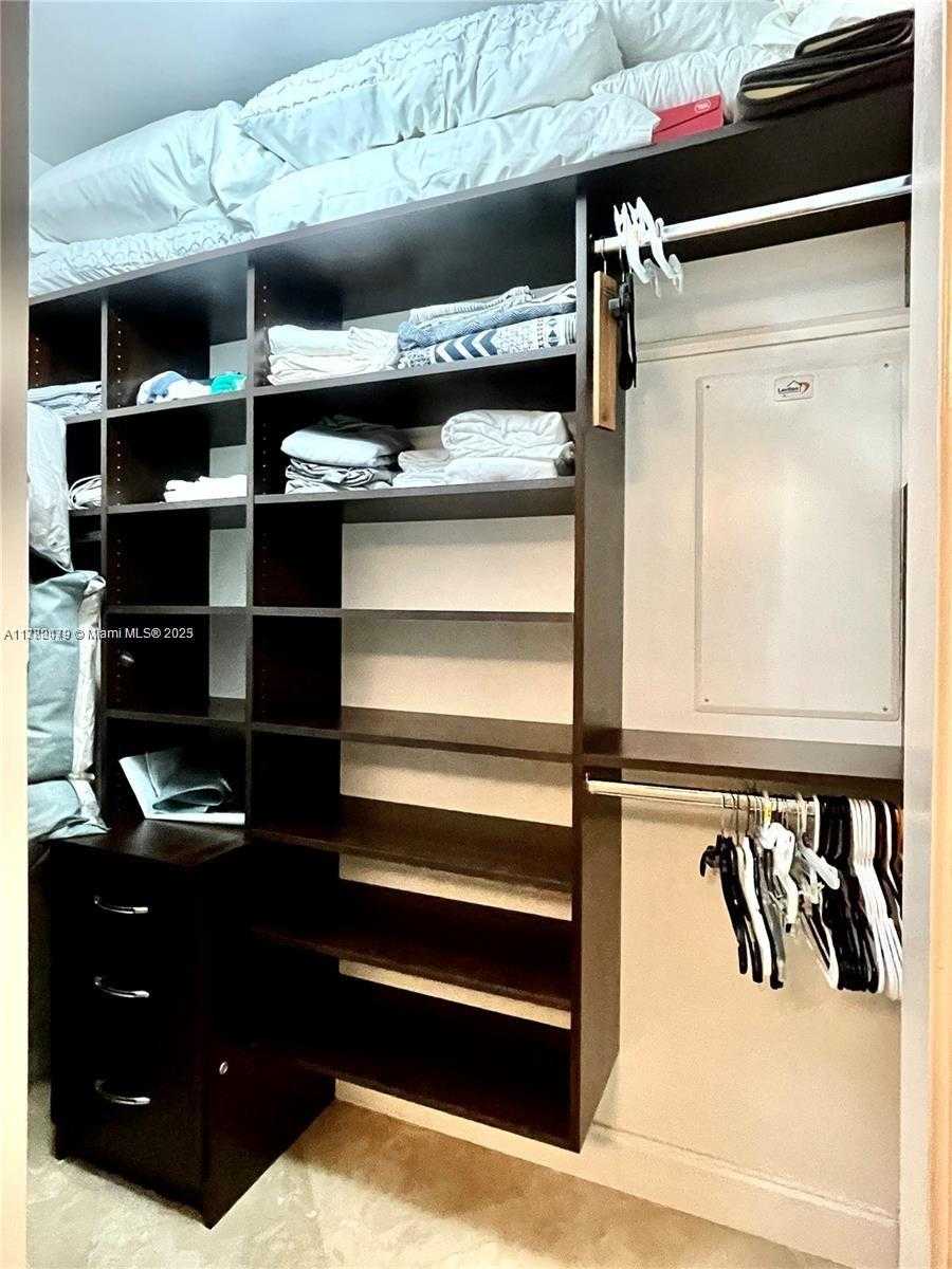 Small Image of 1830 SOUTH OCEAN DR #3309, Hallandale Beach Number 15