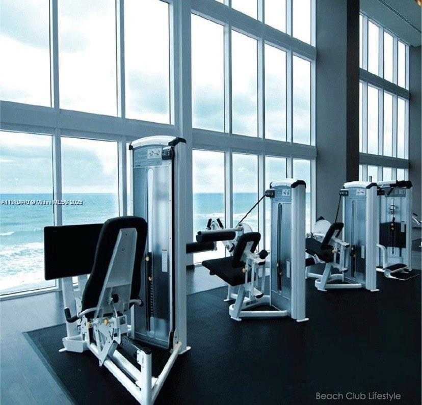 Small Image of 1830 SOUTH OCEAN DR #3309, Hallandale Beach Number 18