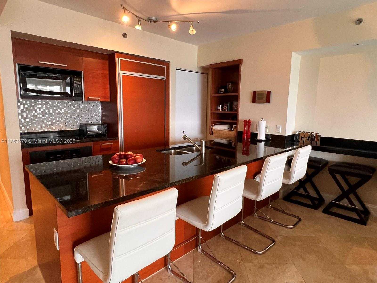 Small Image of 1830 SOUTH OCEAN DR #3309, Hallandale Beach Number 6