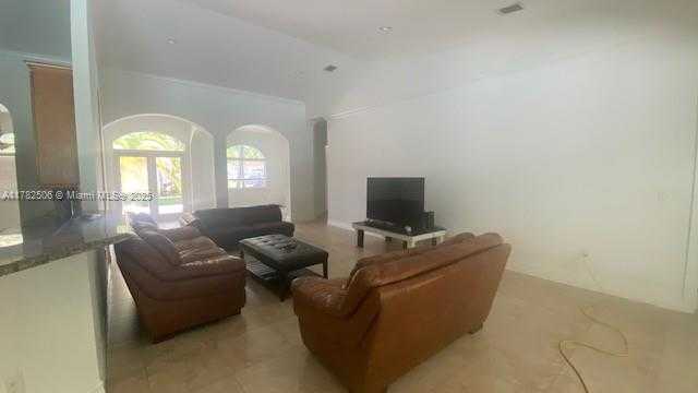 Small Image of 6845 SOUTH WEST 52ND ST, Miami Number 4
