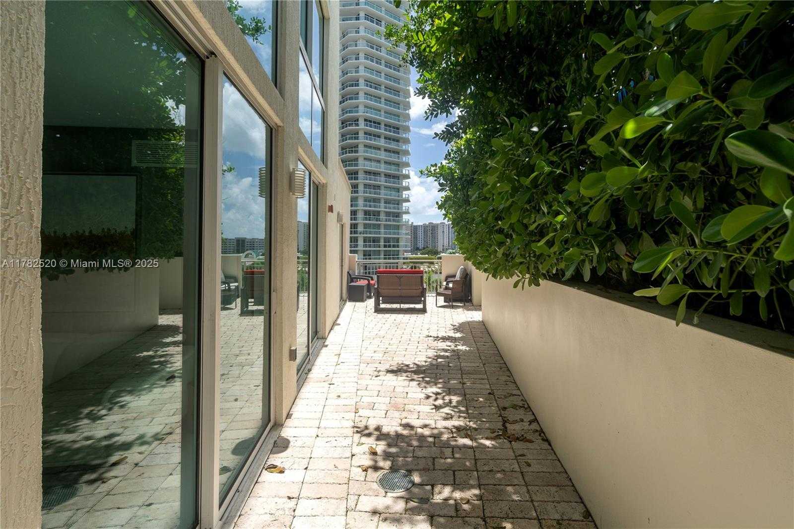 Small Image of 200 SUNNY ISLES BLVD 2504 LANAI #2-504, Sunny Isles Beach Number 28