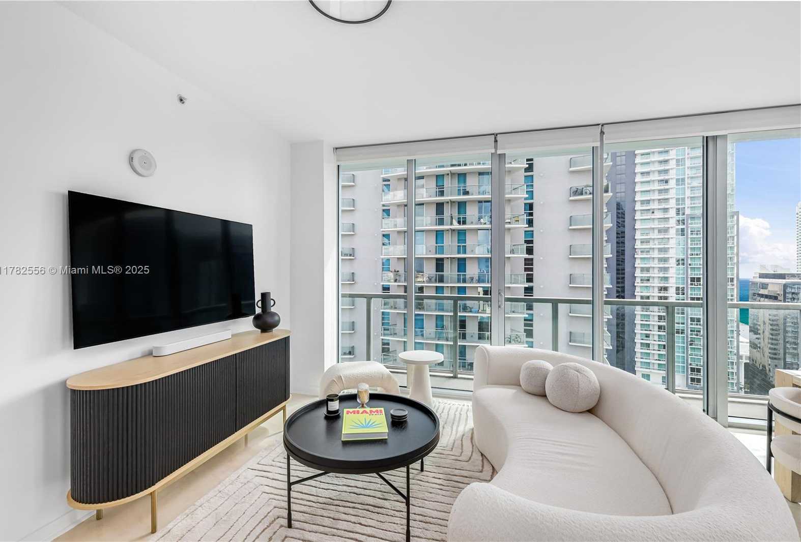 Small Image of 1111 SOUTH WEST 1ST AVE #2719-N, Miami Number 2