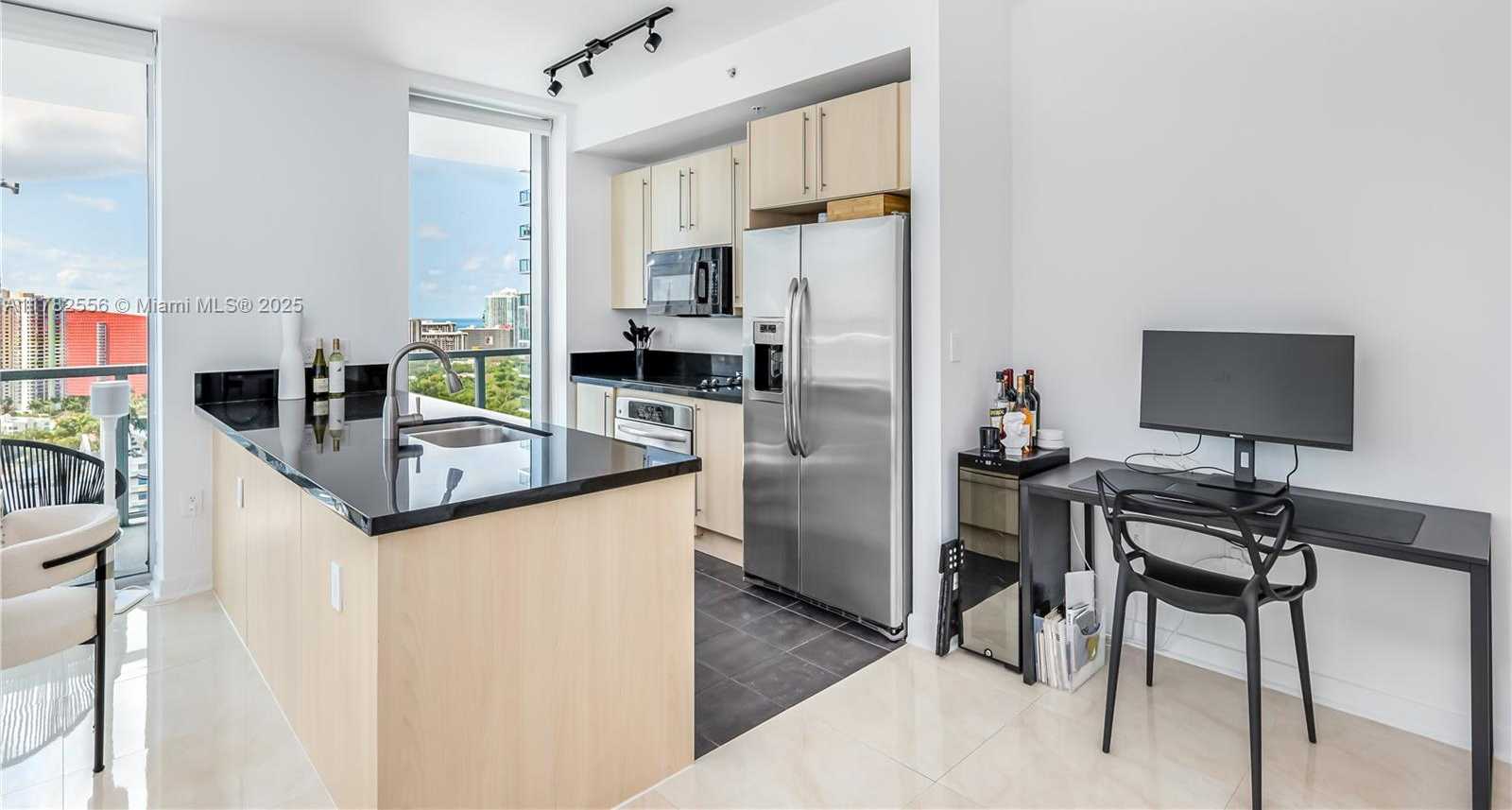 Small Image of 1111 SOUTH WEST 1ST AVE #2719-N, Miami Number 7