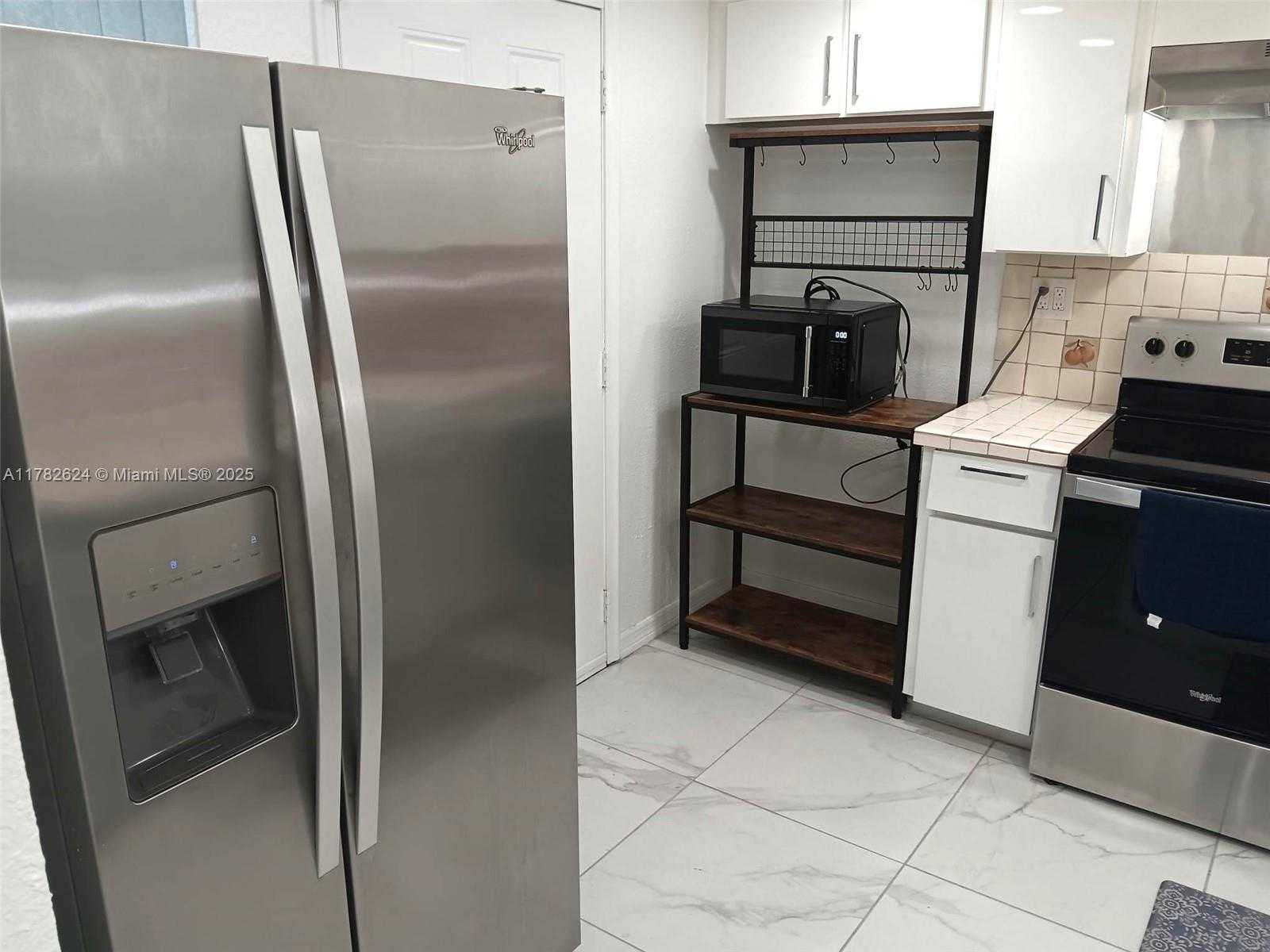 Small Image of 3551 NORTH EAST 169TH ST #110-A, North Miami Beach Number 4